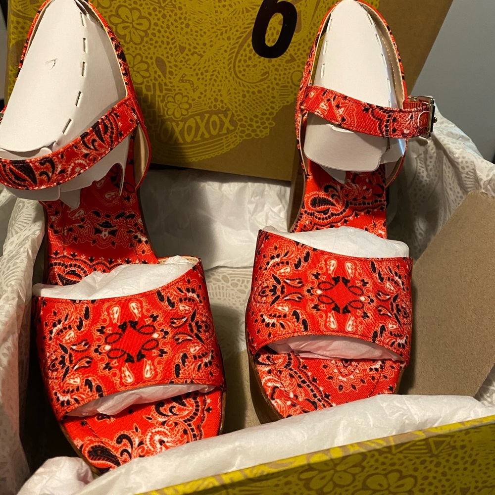 New Red Bandanas Print Platform Sandal